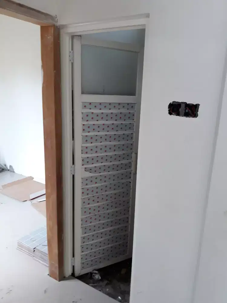Pintu alumunium ?aca tebal bisa custom harga terpasang