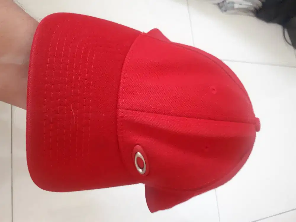 Topi Oakley Original