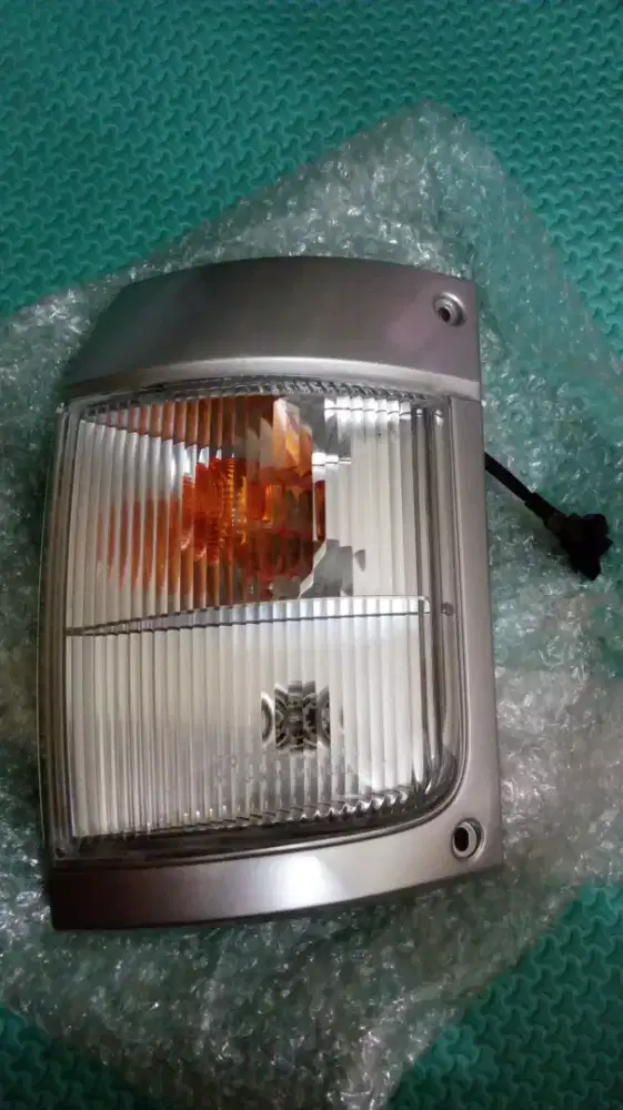 Jual lampu sen kiri buat dutro