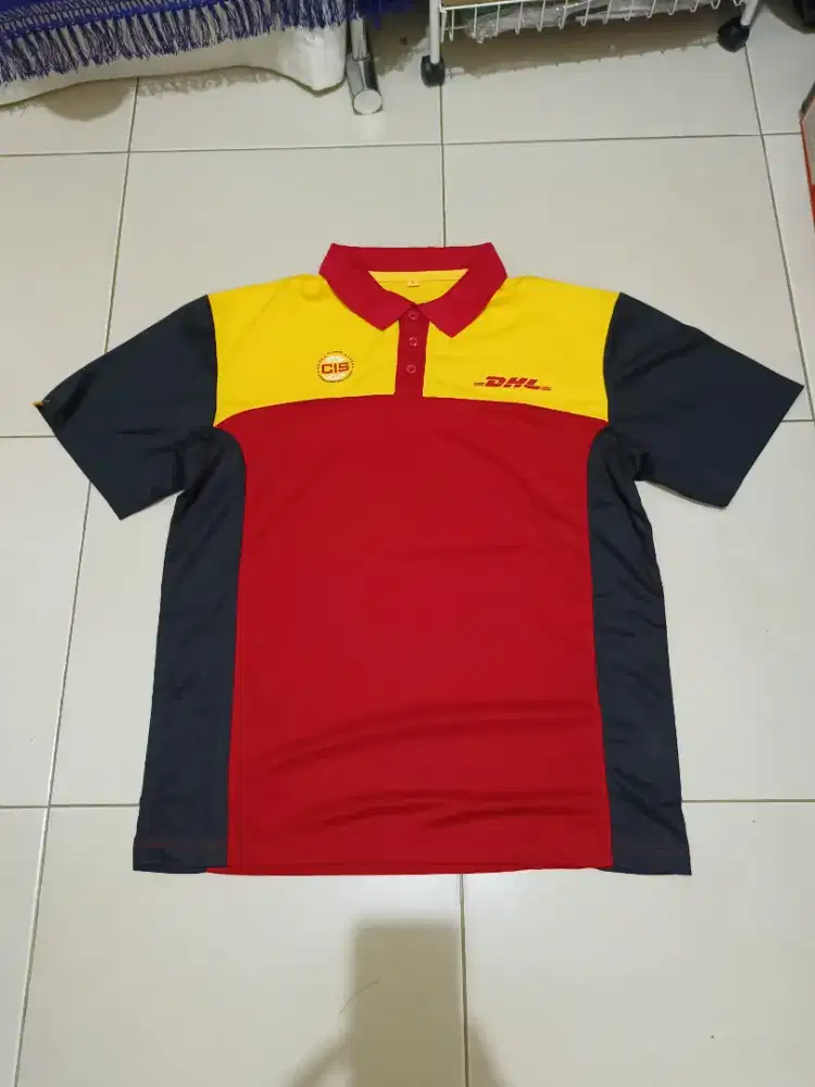 baju Tshirt DHL  original    size M