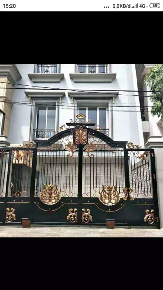 Pagar Pintu gerbang klasik