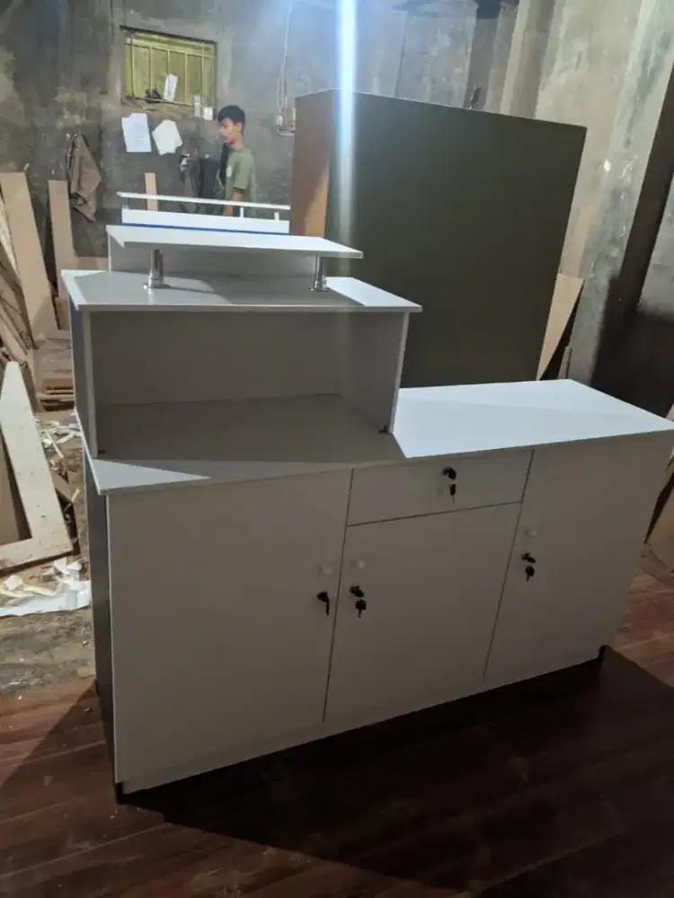 Meja resepsionis Terbaru saat ini