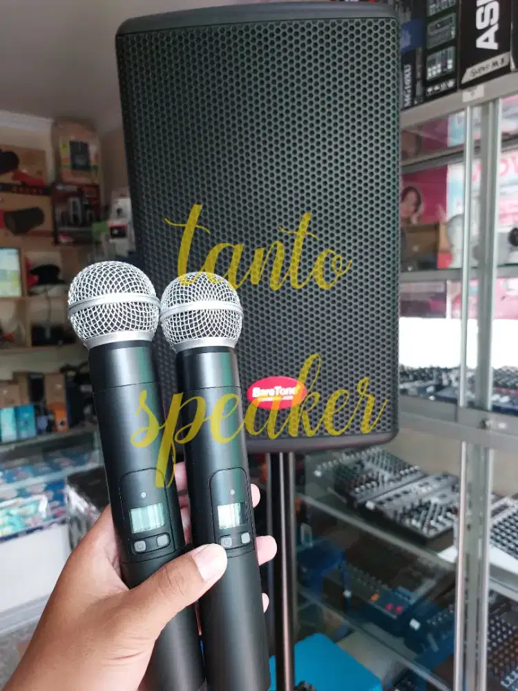 Speaker aktif Baretone 10 he 250 watt