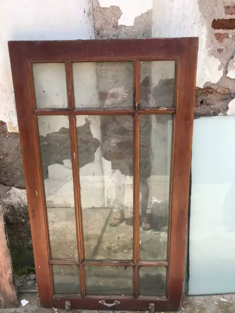 Jendela kayu jati plus kaca masih bagus