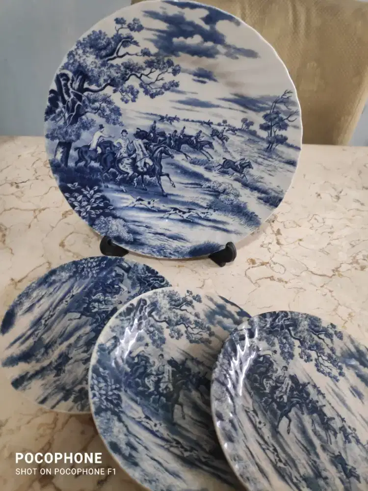 PIRING KERAMIK ANTIK 4pcs