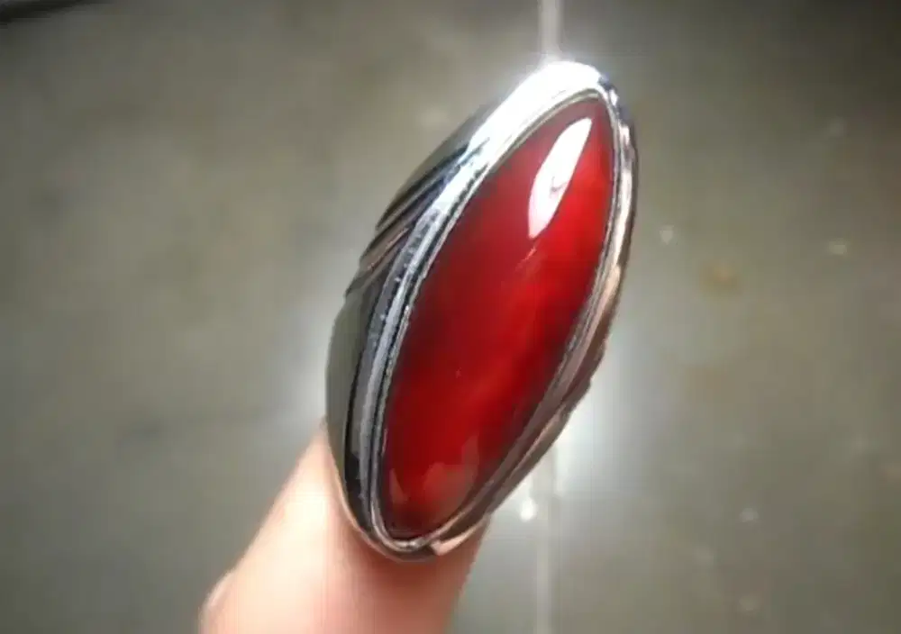 Cincin pandan nanas merah