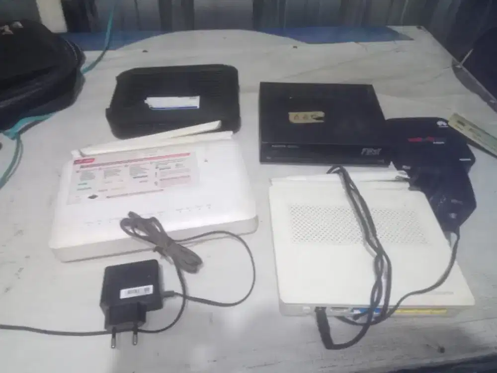 Terima router merk zte fiberstar fiberhome bekas
