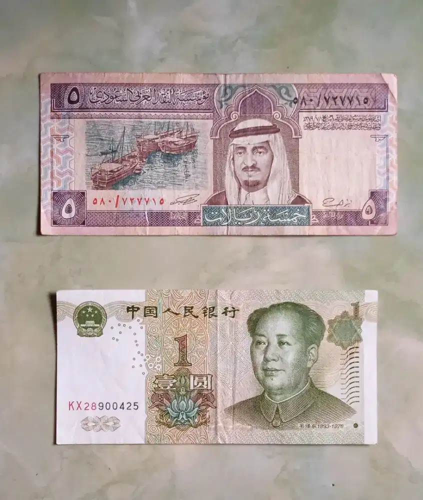 Uang Kertas Arab & Cina