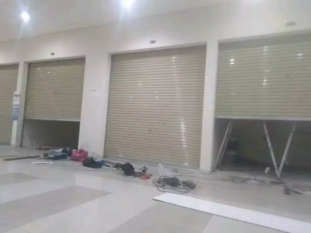 ROLLING DOOR POLDING GATE