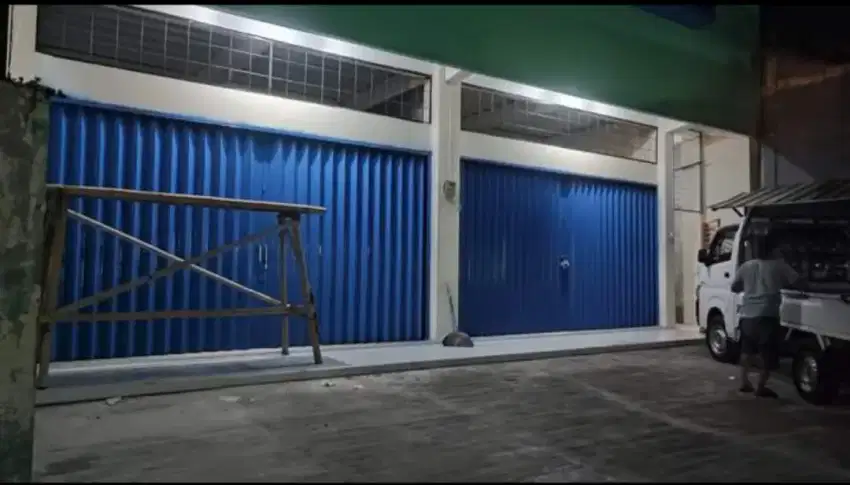 Pintu warung  follding gate rolling door