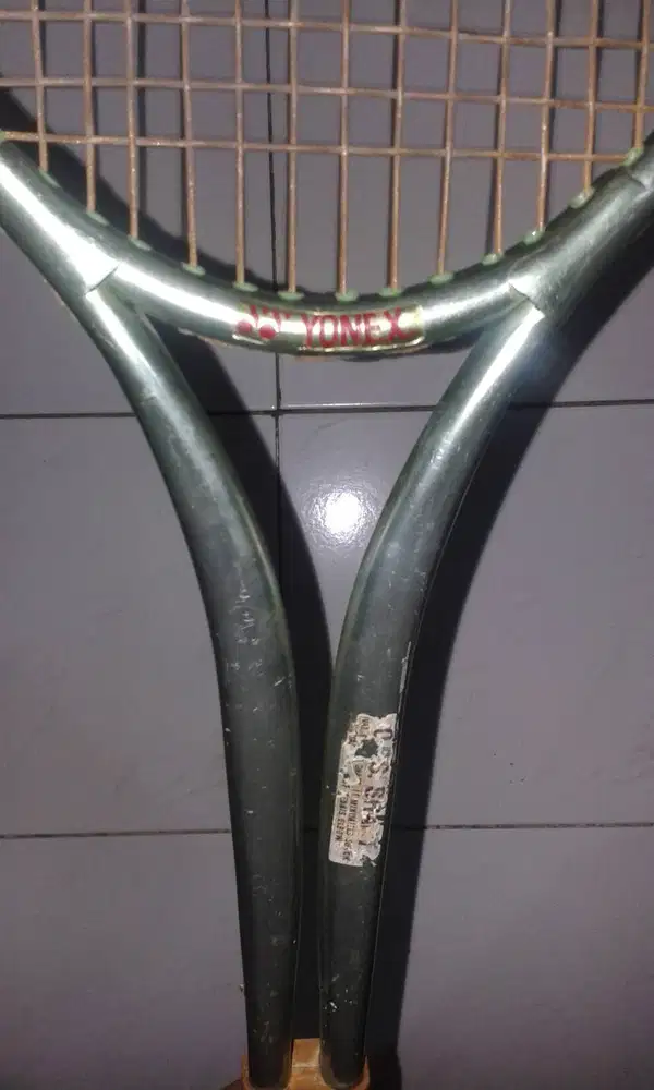 Raket Tenis Vintage Yonex U.P.S. SHAFI 8500