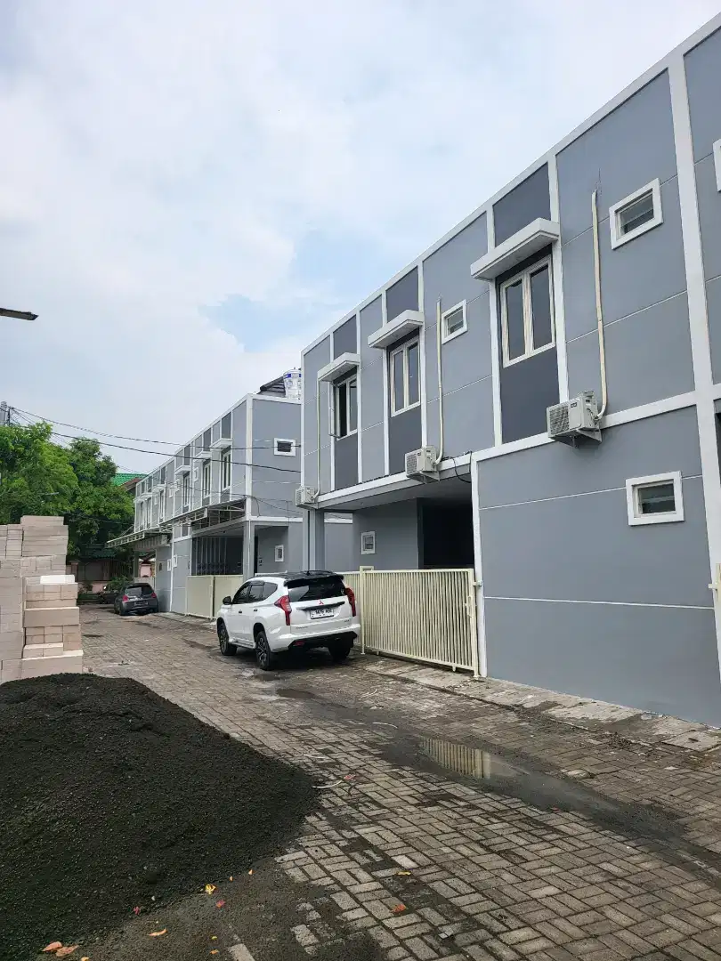 Rumah kost kostan rumah usaha ketintang jambangan surabaya