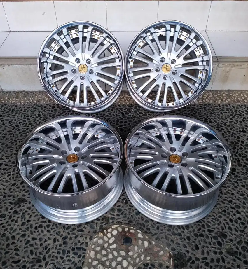 Work Durandal DD2 R19 Original Made in Japan. Ori 5x114. Good conds.