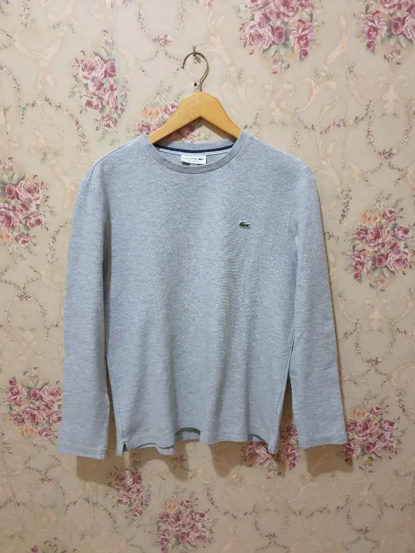 Mulus .authentic kaos .shirt long lacoste size 3