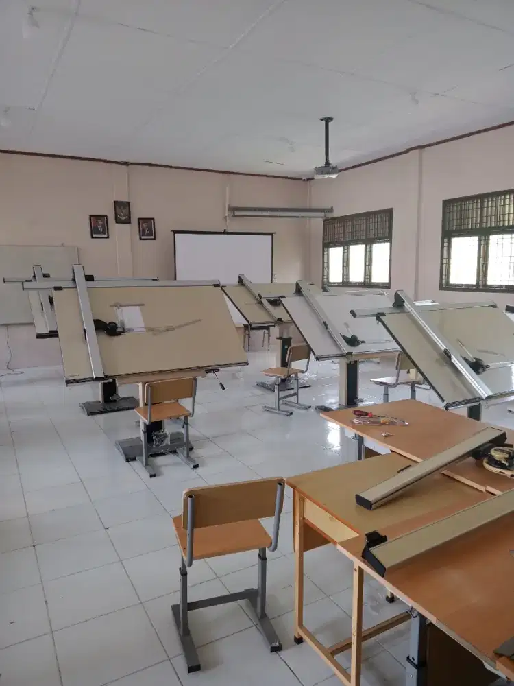 Meja gambar drafting mesin mutoh mahnetik