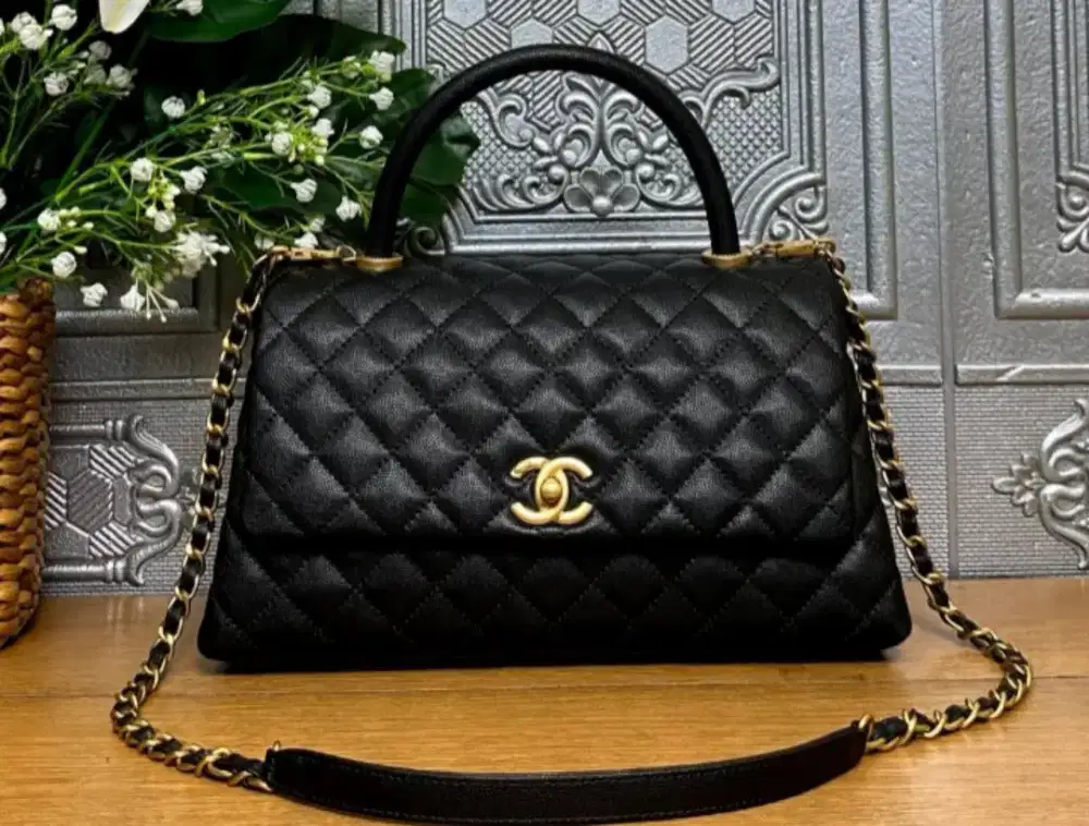 CHANEL CAVIAR LEATHER BAG GOOD CONDITION ONLY TIKI  JNE SICPAT