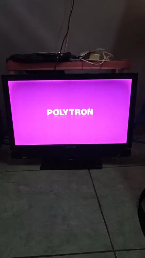 TV Polytron 22inc