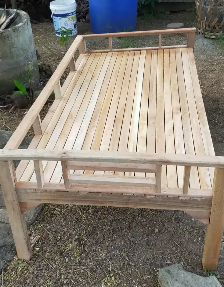 kursi besar tangga lipat tirai rumbia dll