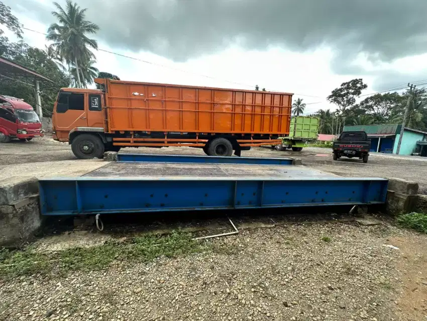 Timbangan mobil / truck scale