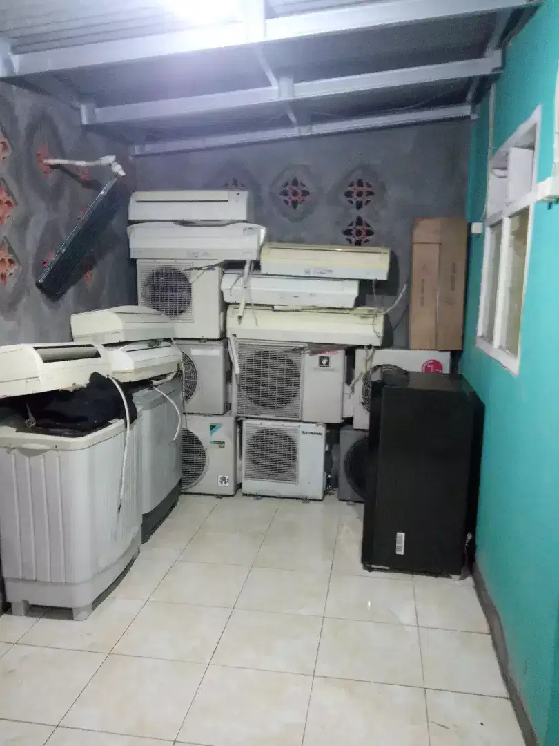 Beli AC dengan berbagai kondisi