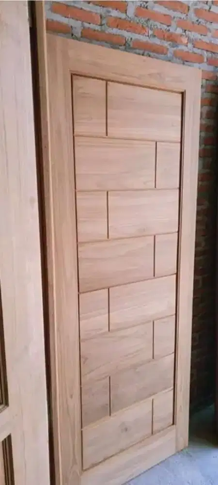 Daun pintu bahan kayu jati ,mahoni