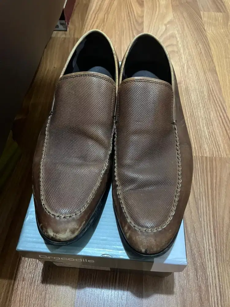 sepatu formal pria bahan kulit merk deisler warna coklat