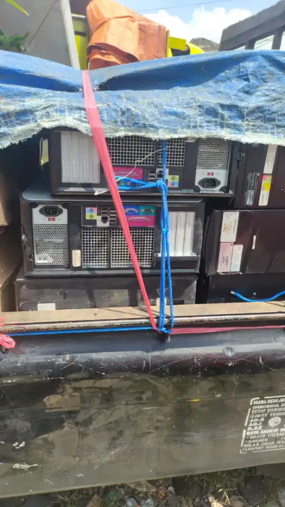 Dicari komputer kondisi rusak/eror surabaya