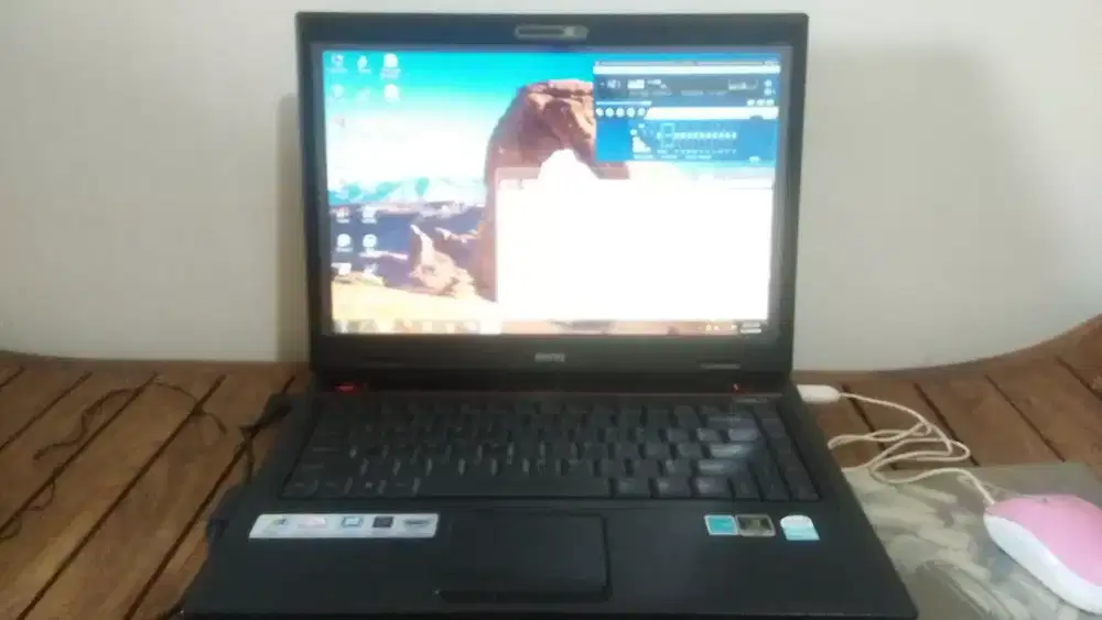 Leptop#Komputer# Merek BenQ