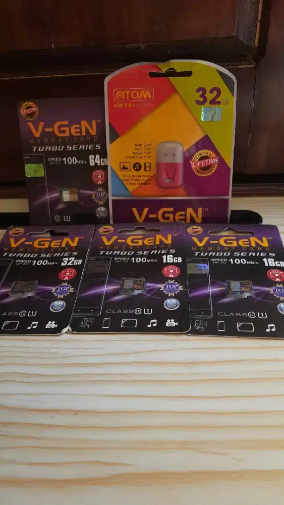 Memorycard Vgen ori paket 16GB+earphone extrabass