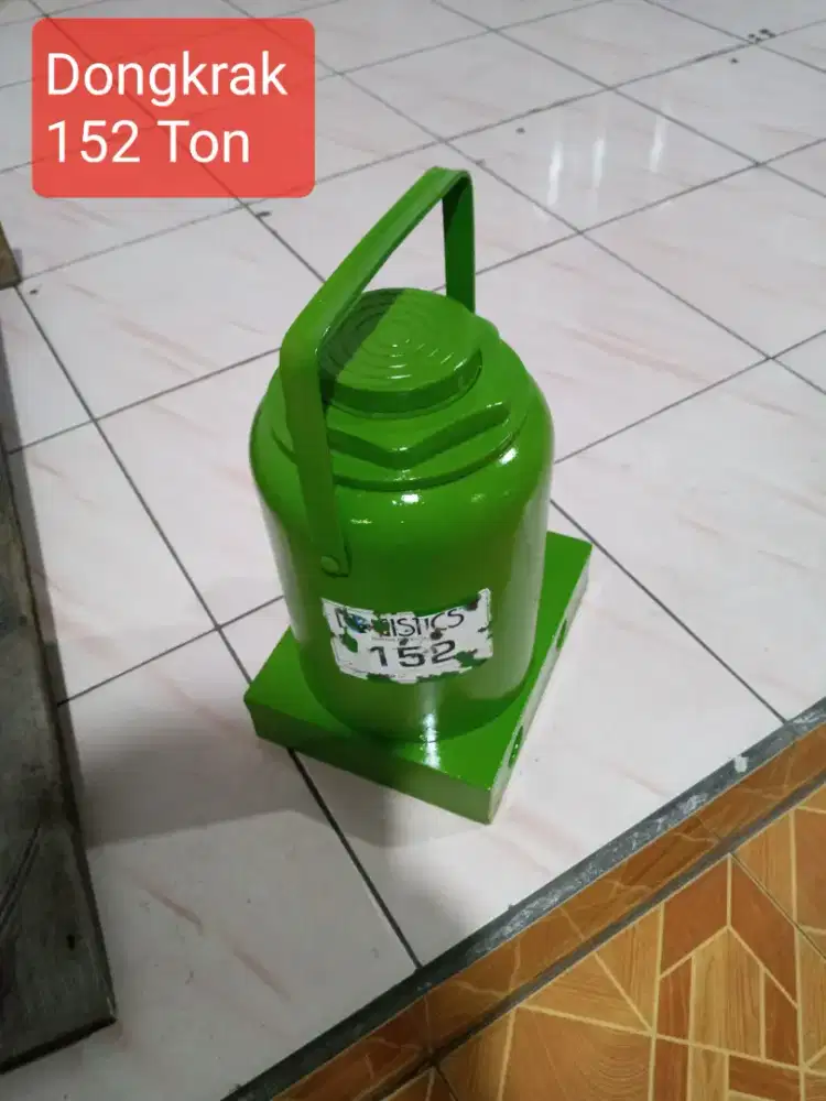 Dongkrak 152 Ton