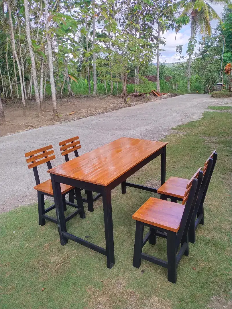 Meja Kursi Cafe Warung Makan