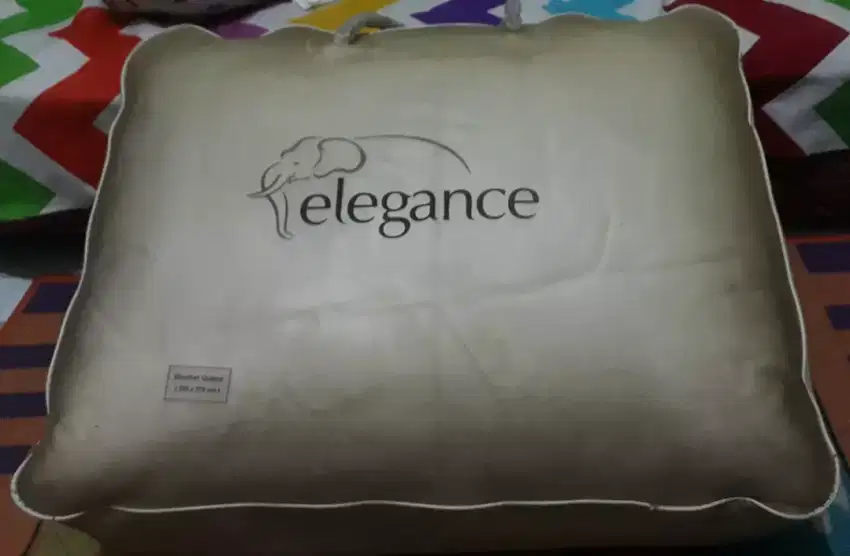 Bed Cover / Blanket Elegance ukuran Queen