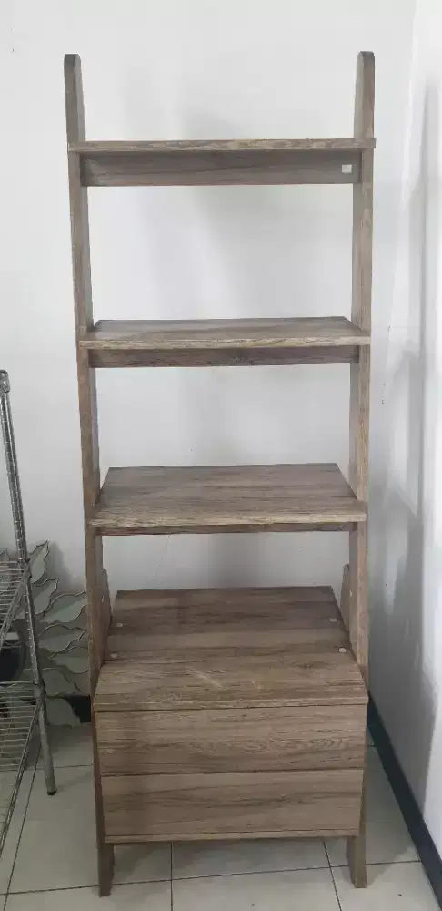 Lemari Display 4 tingkat + 2 slot laci