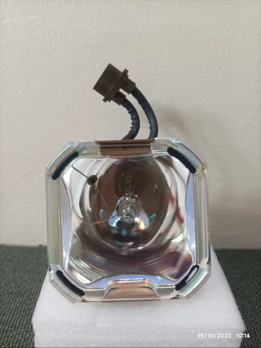 Lampu Projector Proyektor USHIO NSH275SA Untuk EIKI LC-X986