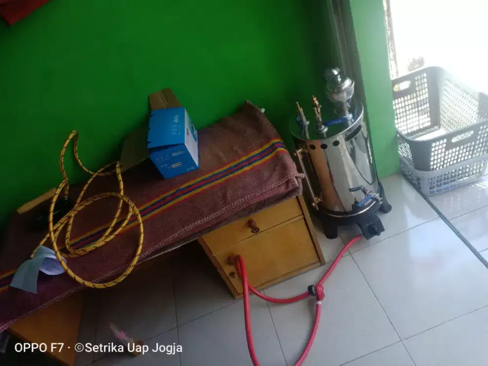 Setrika uap laundry, mesin pengering, paketanlaundry, servis, meja