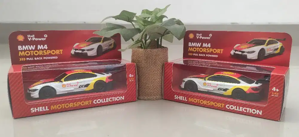 BMW M4 Shell Motorsport Collection