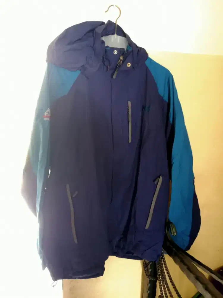 Jaket outdoor Helly Hansen size L