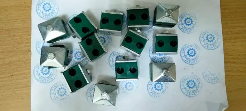 Clamp tubing 12mm,Besi