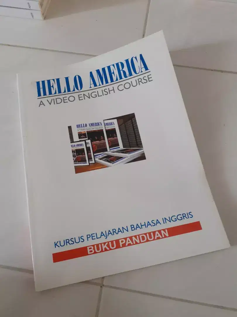 Paket Buku Belajar Bahasa Inggris Hello America.