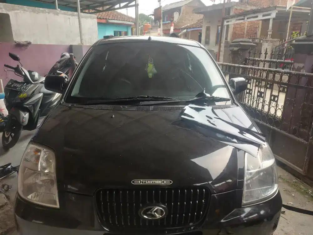 kaca film mobil nyaman siang malam