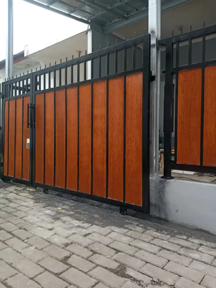 Aneka pagar rumah grc