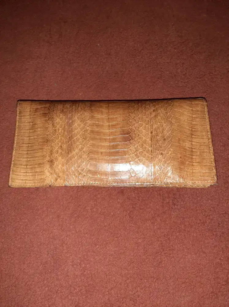 Dompet kulit croco