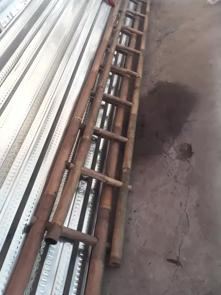 Sedia Tangga Bambu/Teraze