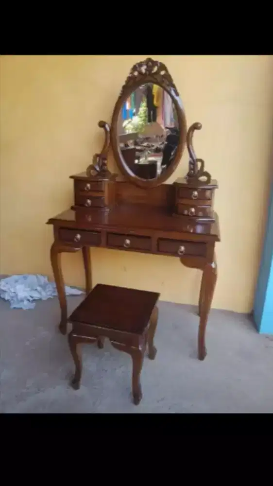 Meja Rias Kartini (JATI)