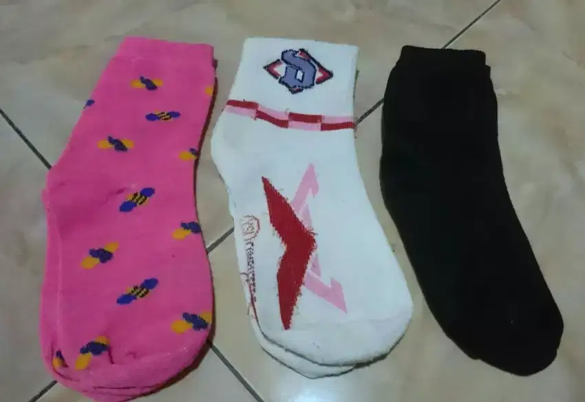 Kaos kaki anak umur 4-7 tahun