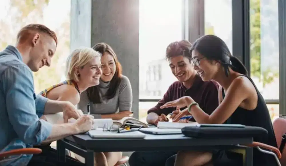 Kursus Bahasa Inggris Private dan Semi Private