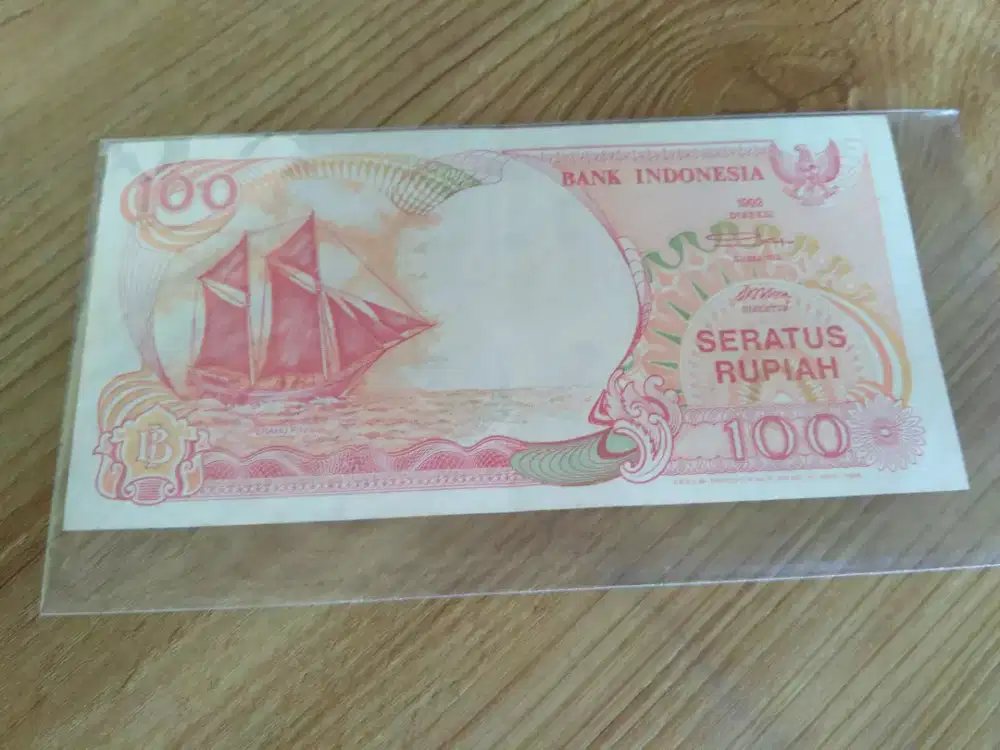 Uang Kuno Indonesia 100 Rupiah