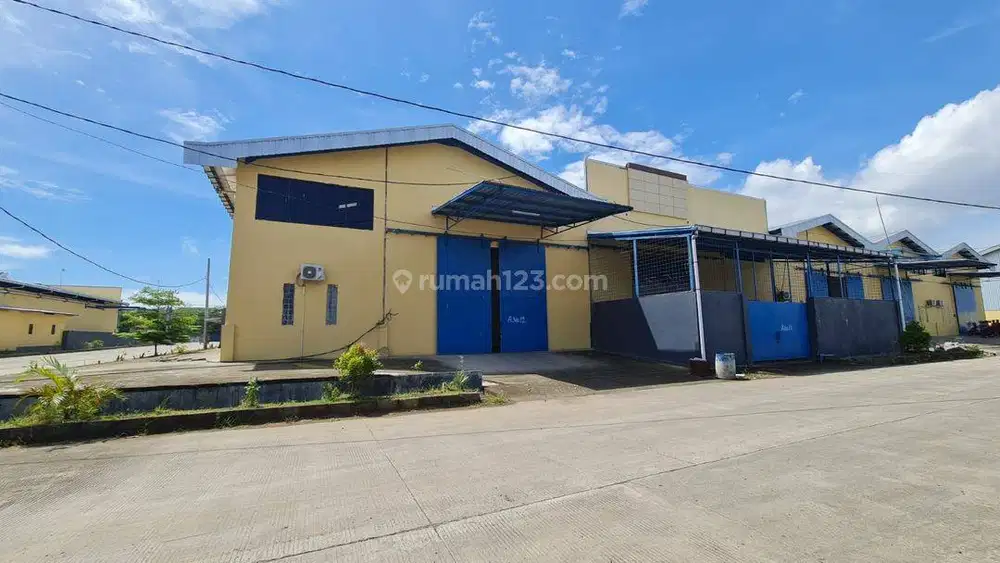 Jual Sewa Gudang di Pergudangan Makassar Siap Pakai Posisi HOOK Sudut