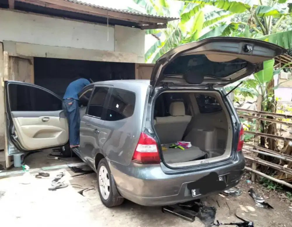 kaca film mobil dapat dipanggil ke lokasi anda