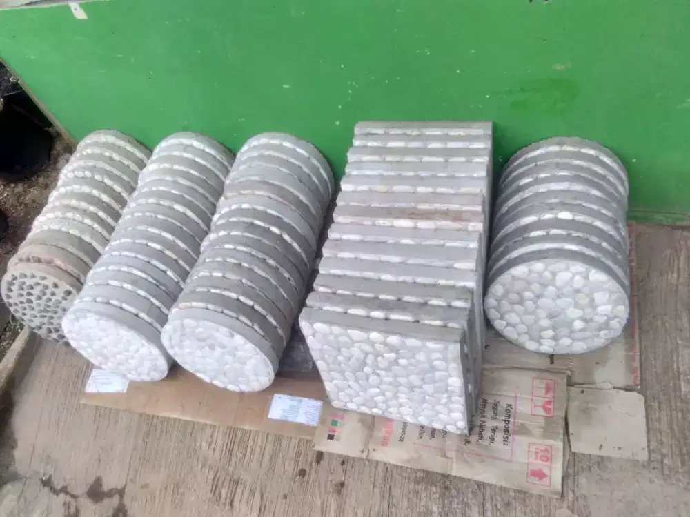 Batu steping/batu pijakan.